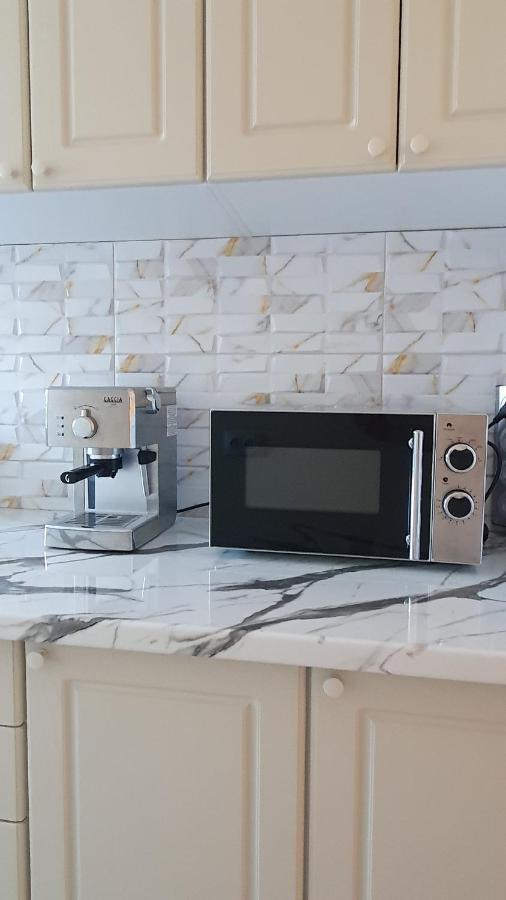 Apartament Estera Lägenhet Oradea Exteriör bild